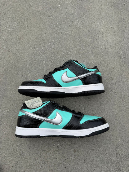 Size 9.5 - Nike SB Dunk Low Pro x Diamond Supply Co. Tiffany