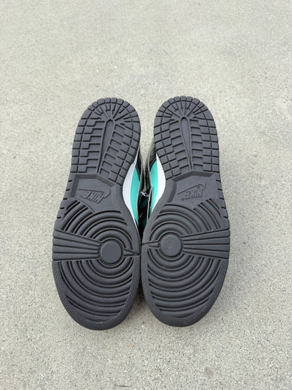 Size 9.5 - Nike SB Dunk Low Pro x Diamond Supply Co. Tiffany