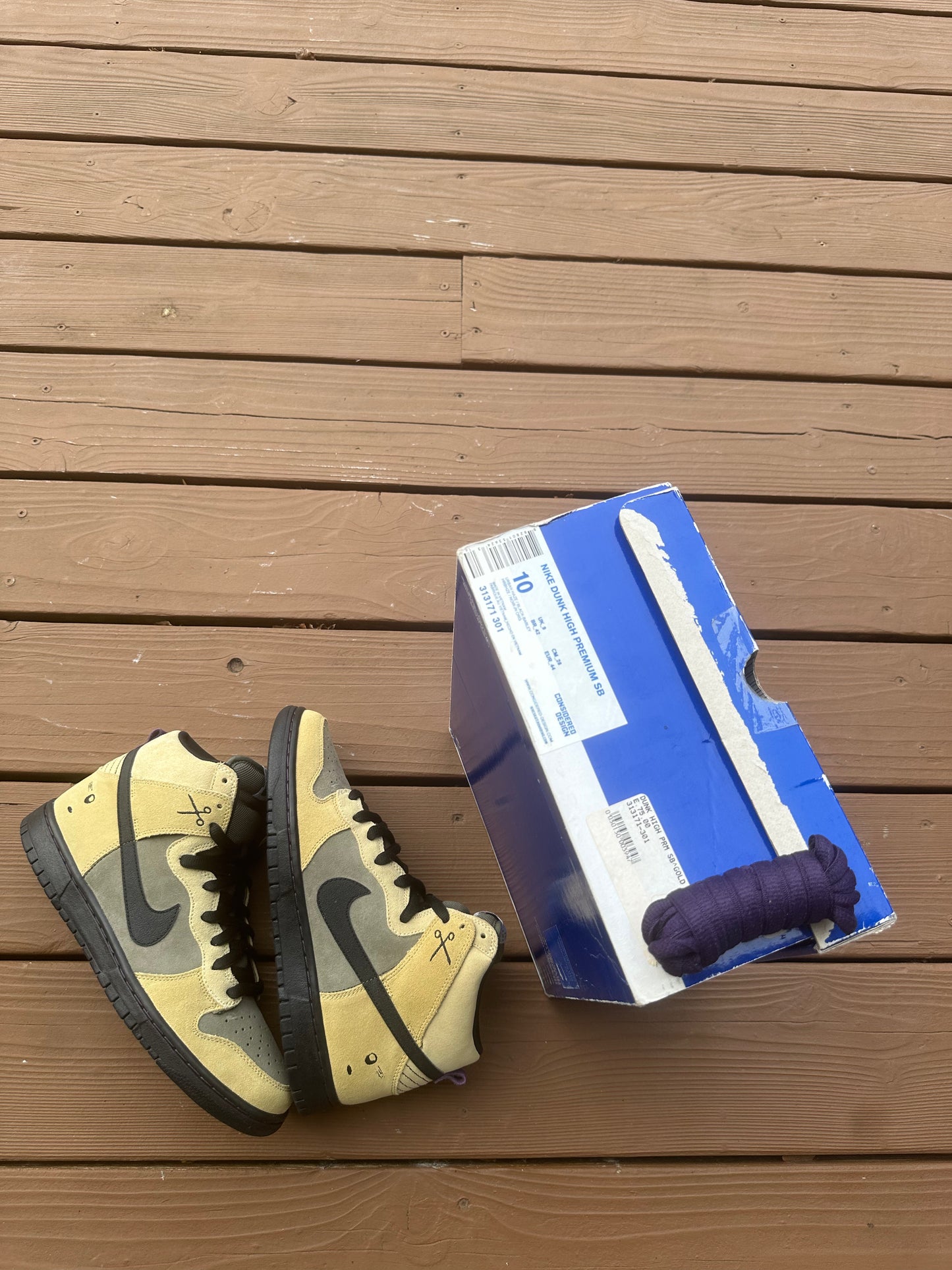 Size 10 - Nike Dunk High Premium SB Chrome Ball