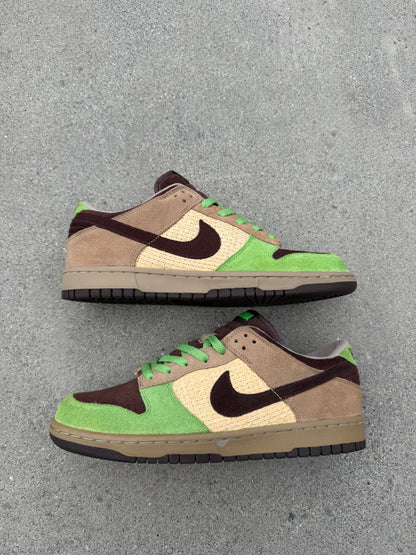 Size 9.5 - Kickshawaii x Nike Dunk Low Aloha