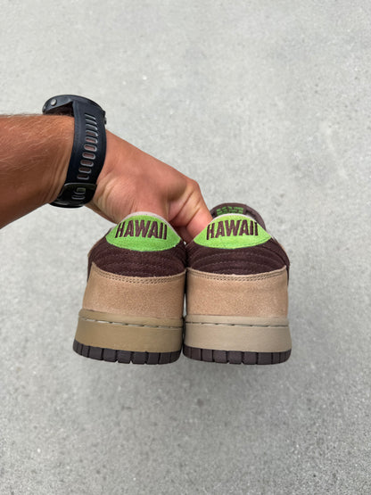 Size 9.5 - Kickshawaii x Nike Dunk Low Aloha