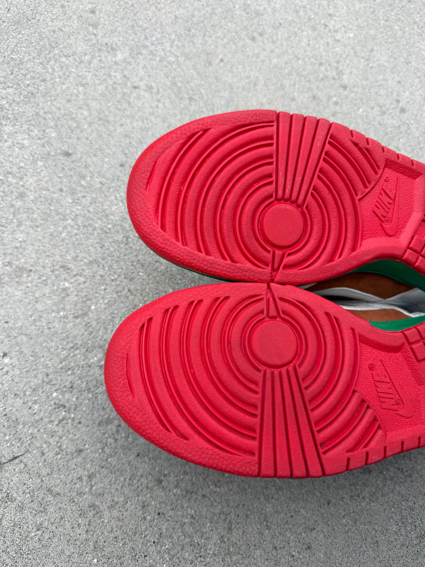Size 9.5 - Nike Dunk Low Pro SB Cali