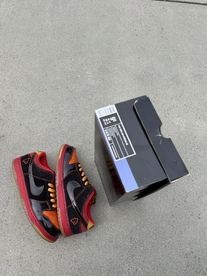 Size 9.5 - Nike Dunk Low Premium SB Hawaii