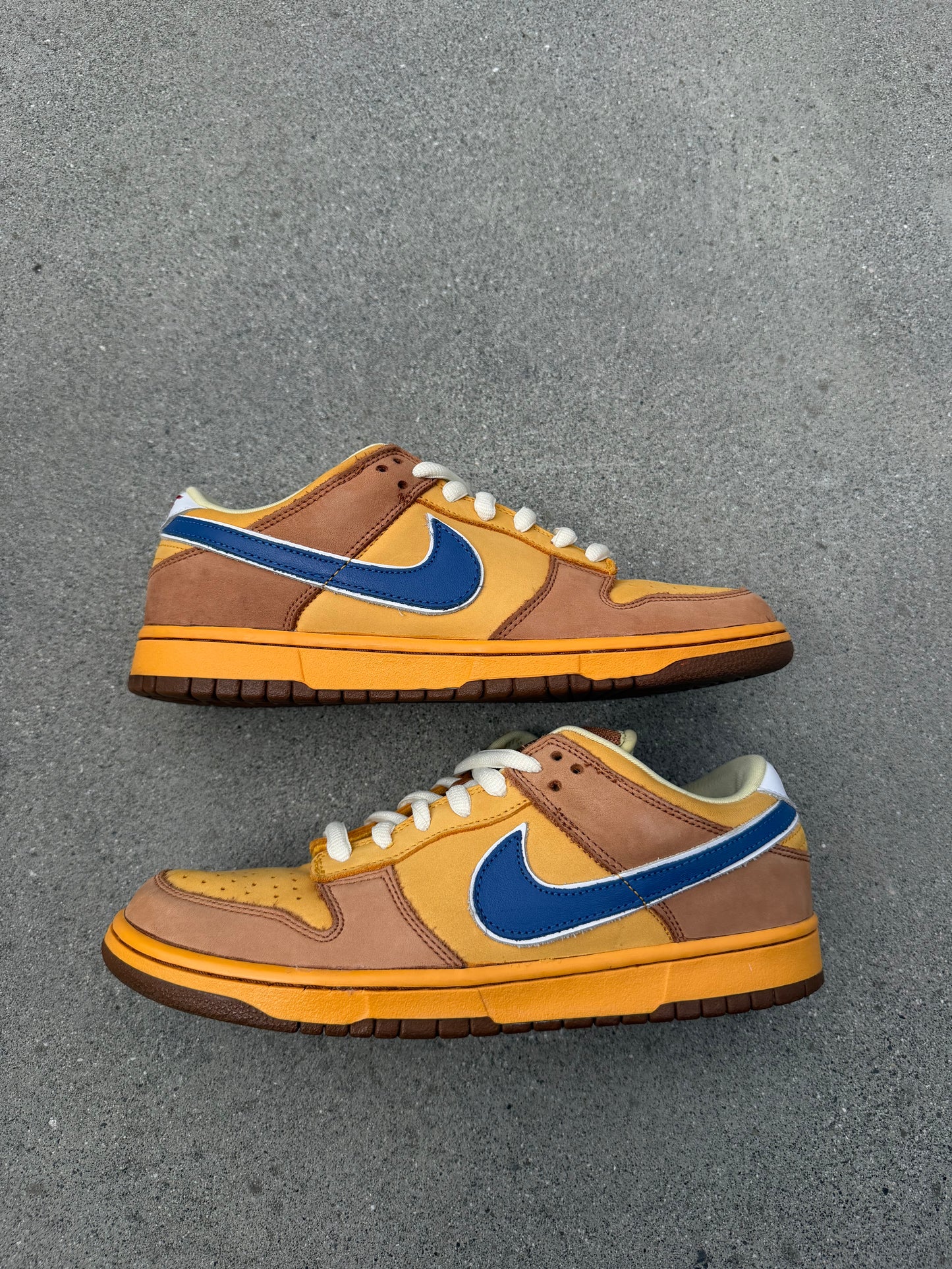 Size 9.5 - Nike Dunk Low Premium SB Newcastle