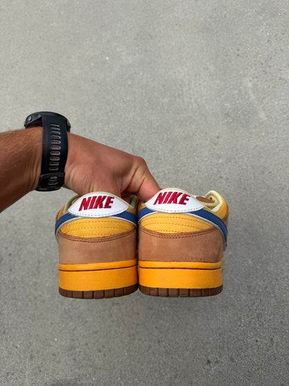 Size 9.5 - Nike Dunk Low Premium SB Newcastle