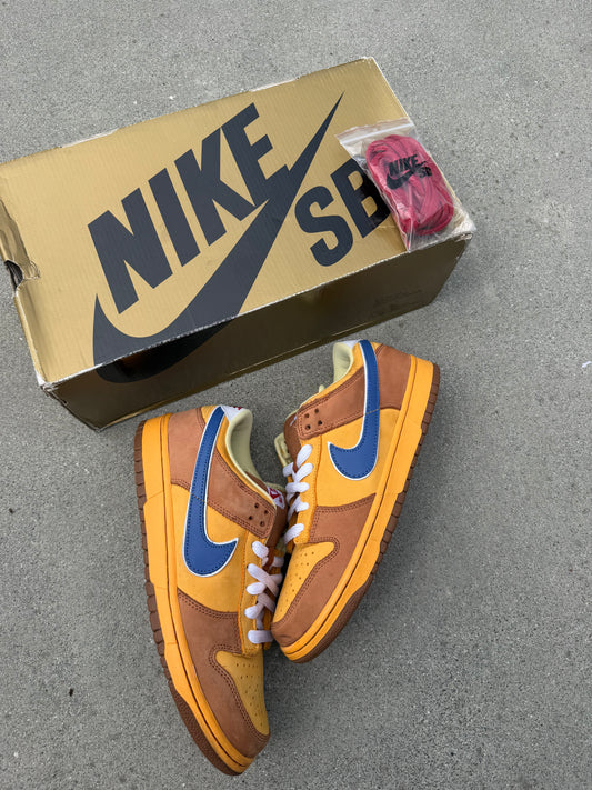 Size 9.5 - Nike Dunk Low Premium SB Newcastle