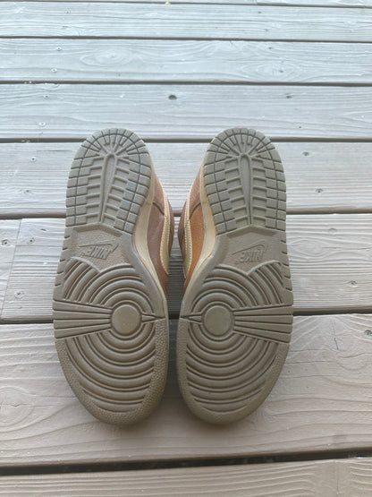 Size 9 - Nike Dunk Low Premium SB Gibson