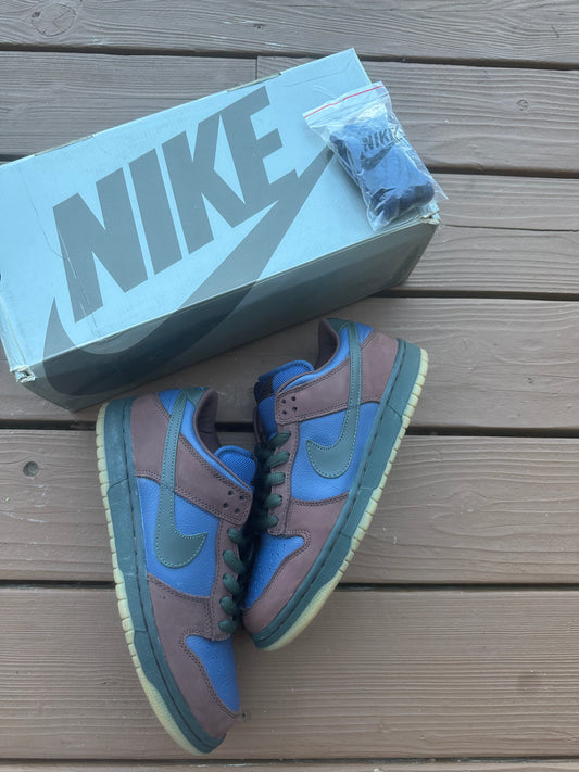 Size 9 - Nike Dunk Low Pro SB Barf