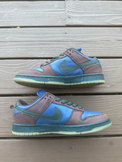 Size 9 - Nike Dunk Low Pro SB Barf
