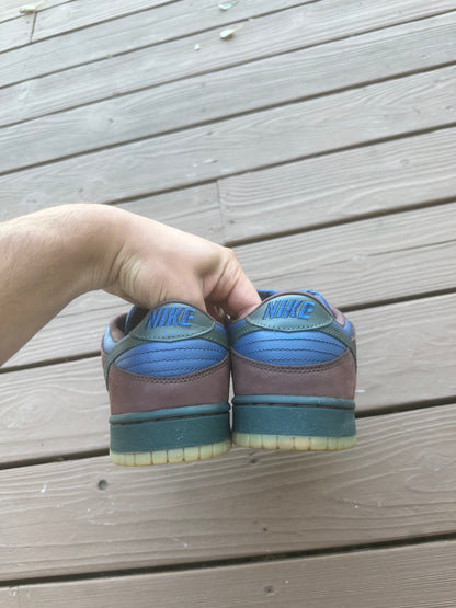 Size 9 - Nike Dunk Low Pro SB Barf