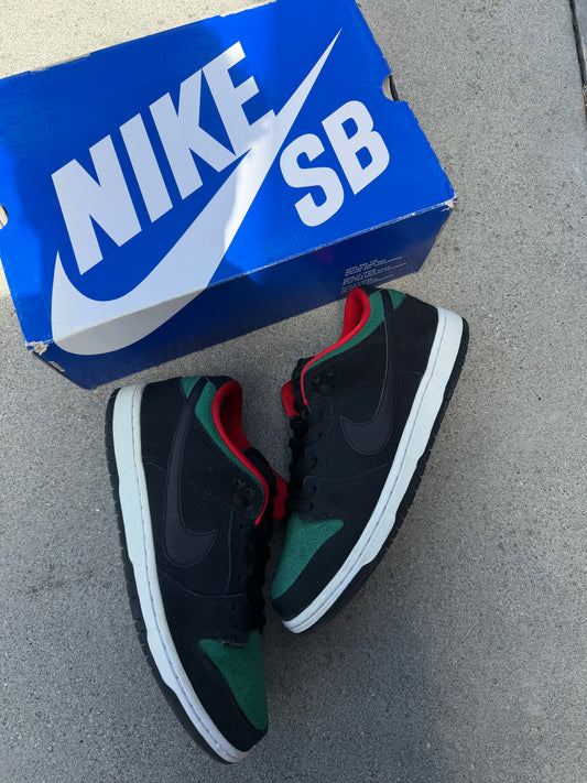 Size 9.5 - Nike Dunk Low Pro SB Reptile