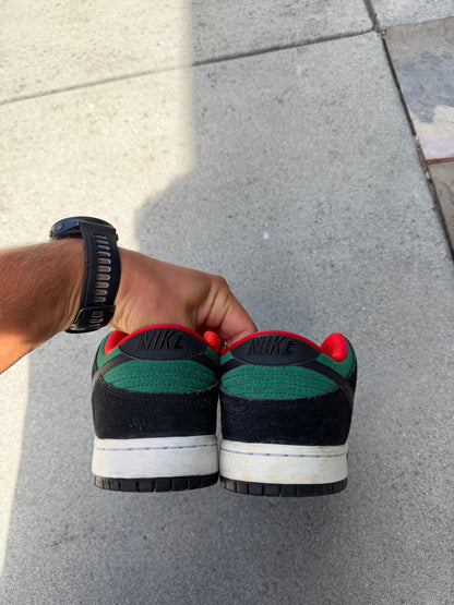 Size 9.5 - Nike Dunk Low Pro SB Reptile