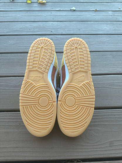 Size 9 - Chocolate Skateboards x Dunk Low SB 'Sun'