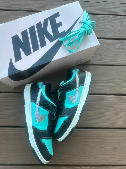 Size 10.5 - Nike SB Dunk Low Pro x Diamond Supply Co. Tiffany