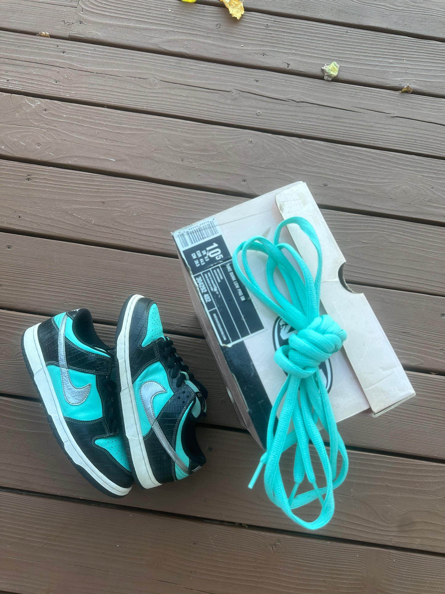 Size 10.5 - Nike SB Dunk Low Pro x Diamond Supply Co. Tiffany