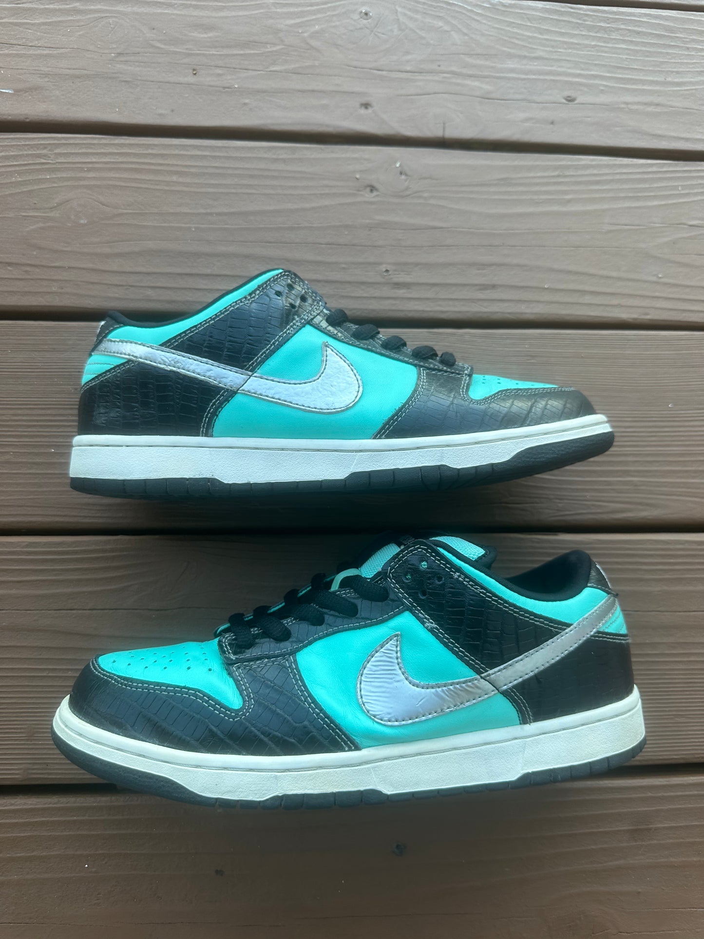 Size 10.5 - Nike SB Dunk Low Pro x Diamond Supply Co. Tiffany