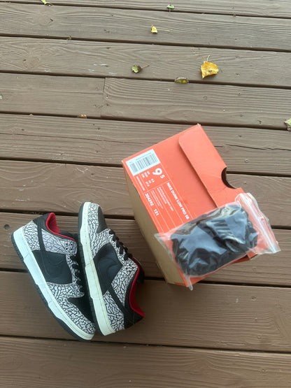 Size 9.5 - Supreme x Nike SB Dunk Low Pro Black Cement