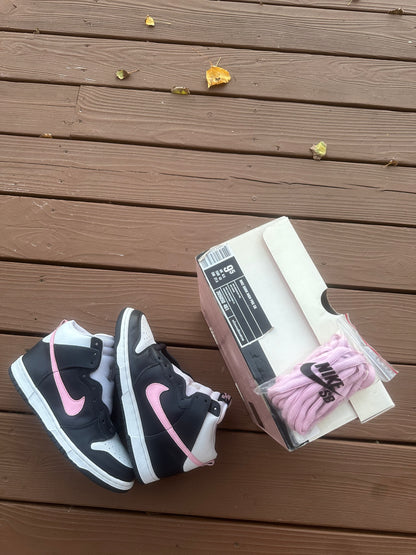 Size 9.5 - Nike Dunk High Pro SB Shy Pink