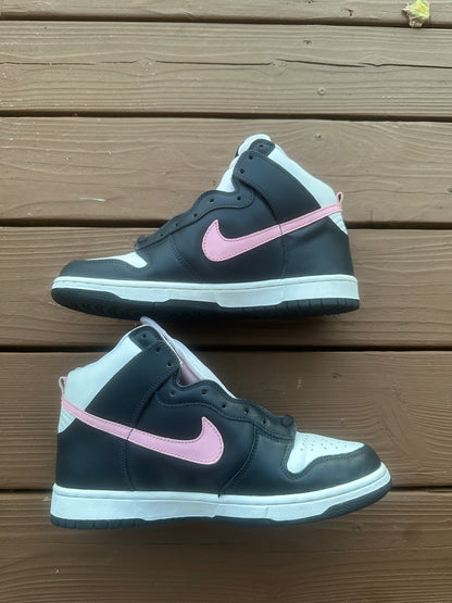 Size 9.5 - Nike Dunk High Pro SB Shy Pink
