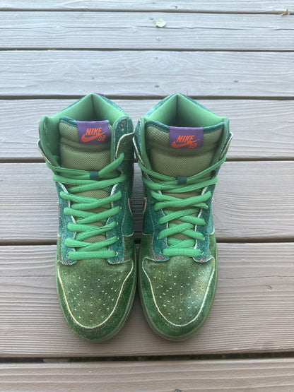 Size 9 - Nike Dunk High Premium SB Skunk