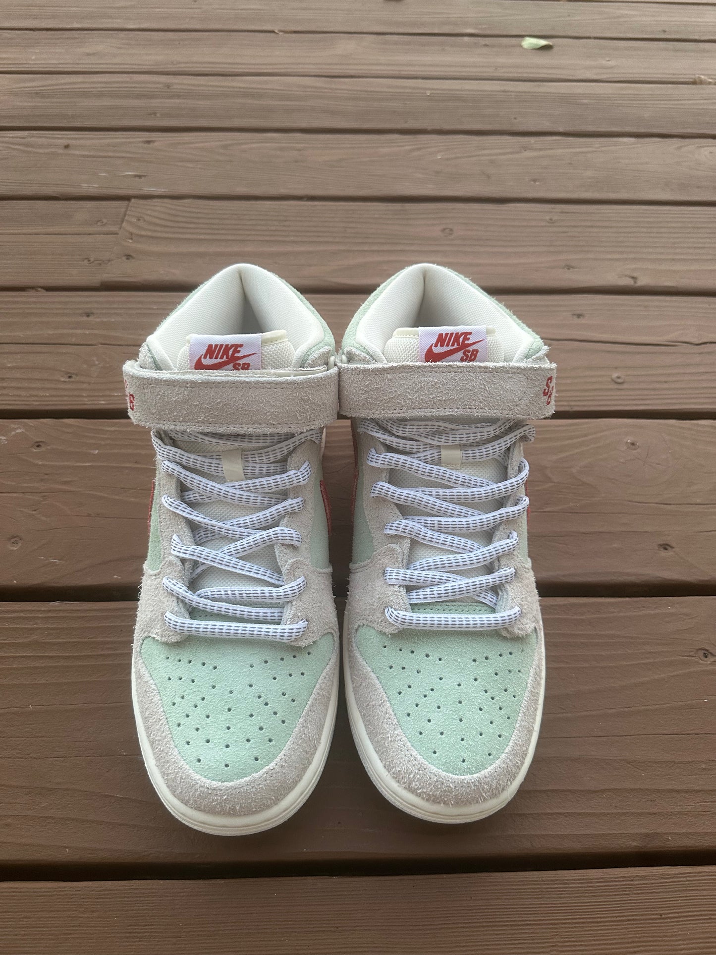 Size 10 - Nike SB Dunk Mid Pro QS White Widow