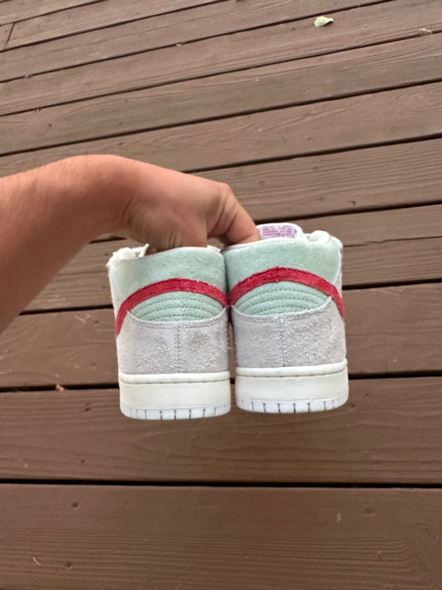 Size 10 - Nike SB Dunk Mid Pro QS White Widow