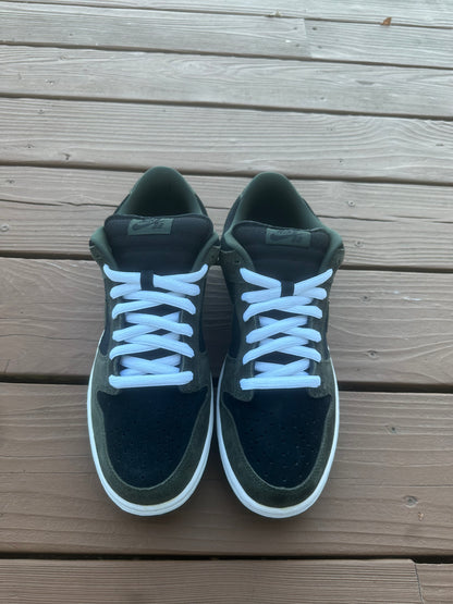 Size 10.5 - Nike Dunk Low Pro SB Un-Loden