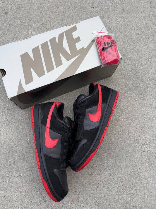 Size 9.5 - Nike Dunk Low Pro SB Vamp
