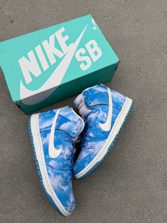 Size 10 - Nike Dunk High Pro SB Cloud