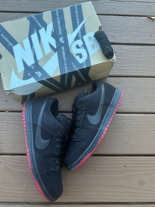 Size 10.5 - Nike Dunk Low Premium SB Levi's