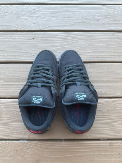 Size 10.5 - Nike Dunk Low Premium SB Levi's