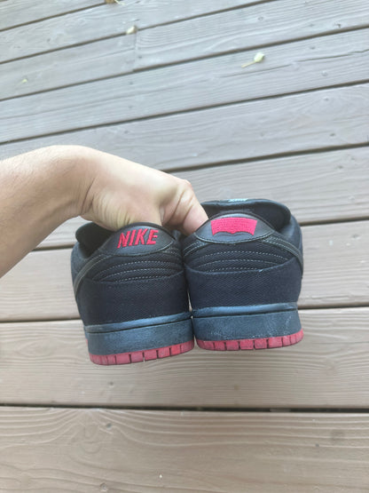 Size 10.5 - Nike Dunk Low Premium SB Levi's