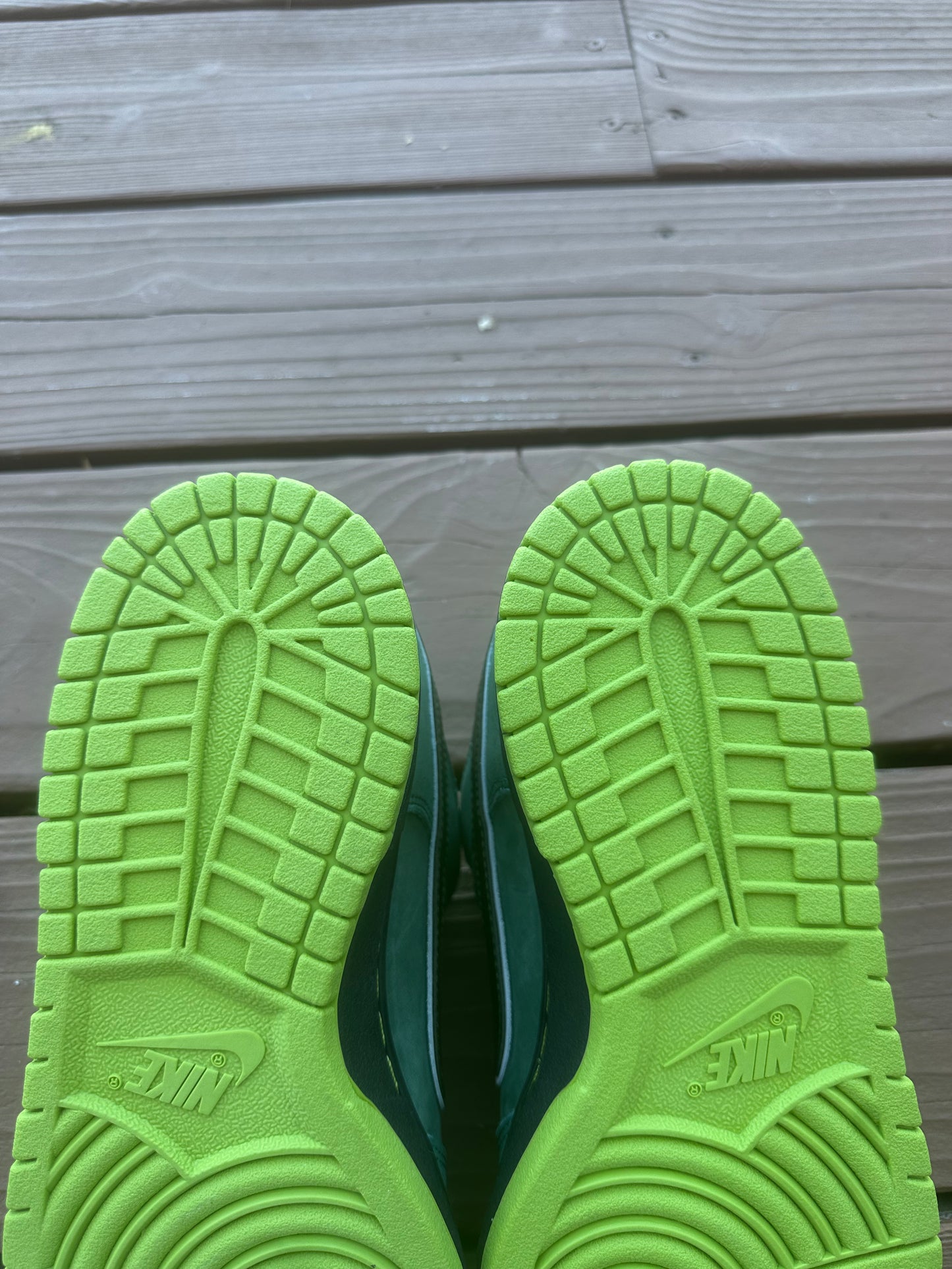 Size 9.5 - Concepts x Nike SB Dunk Low Premium Green Lobster Special Box