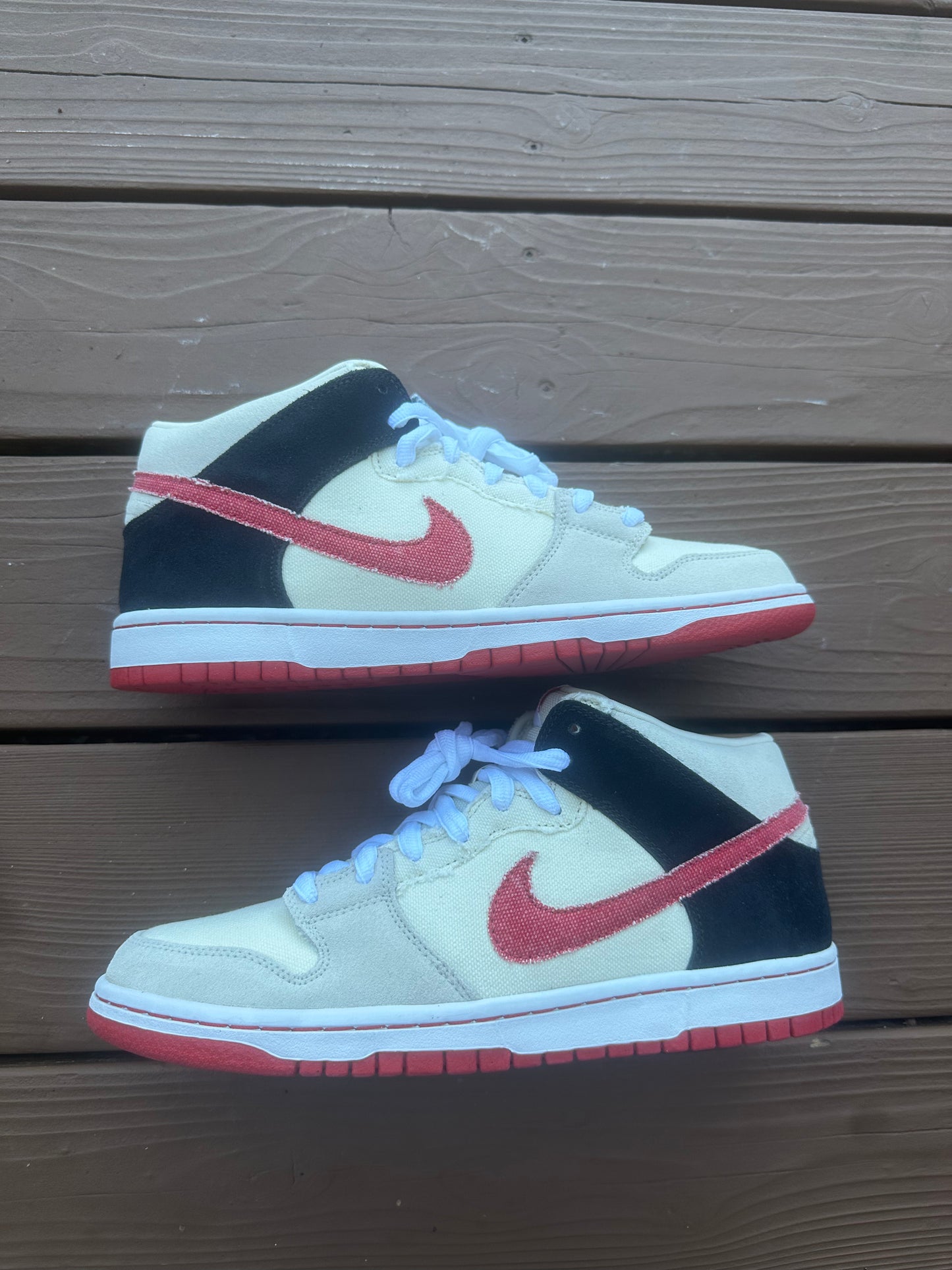 Size 10.5 - Nike Dunk Mid Pro SB Ryu