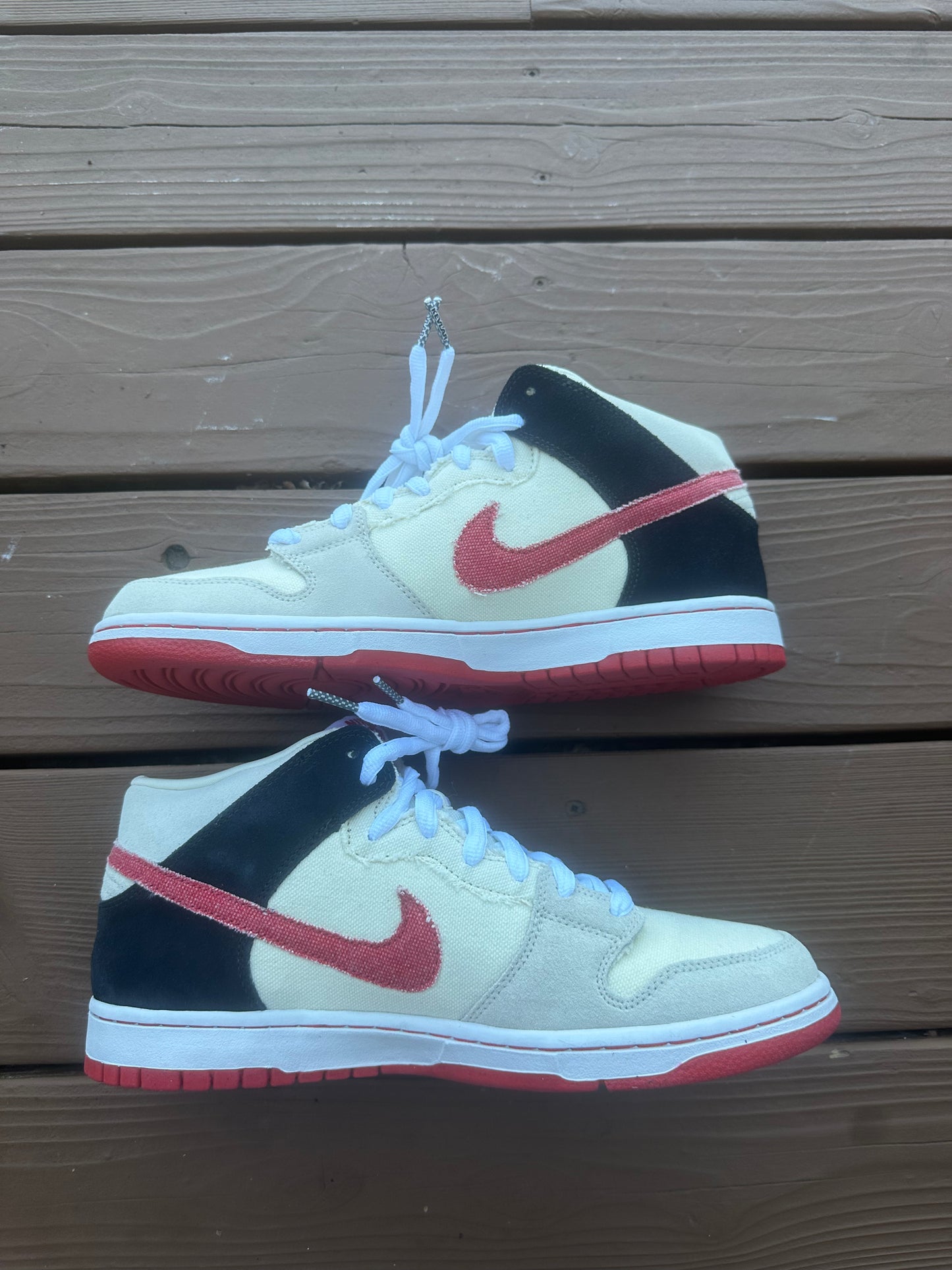 Size 10.5 - Nike Dunk Mid Pro SB Ryu