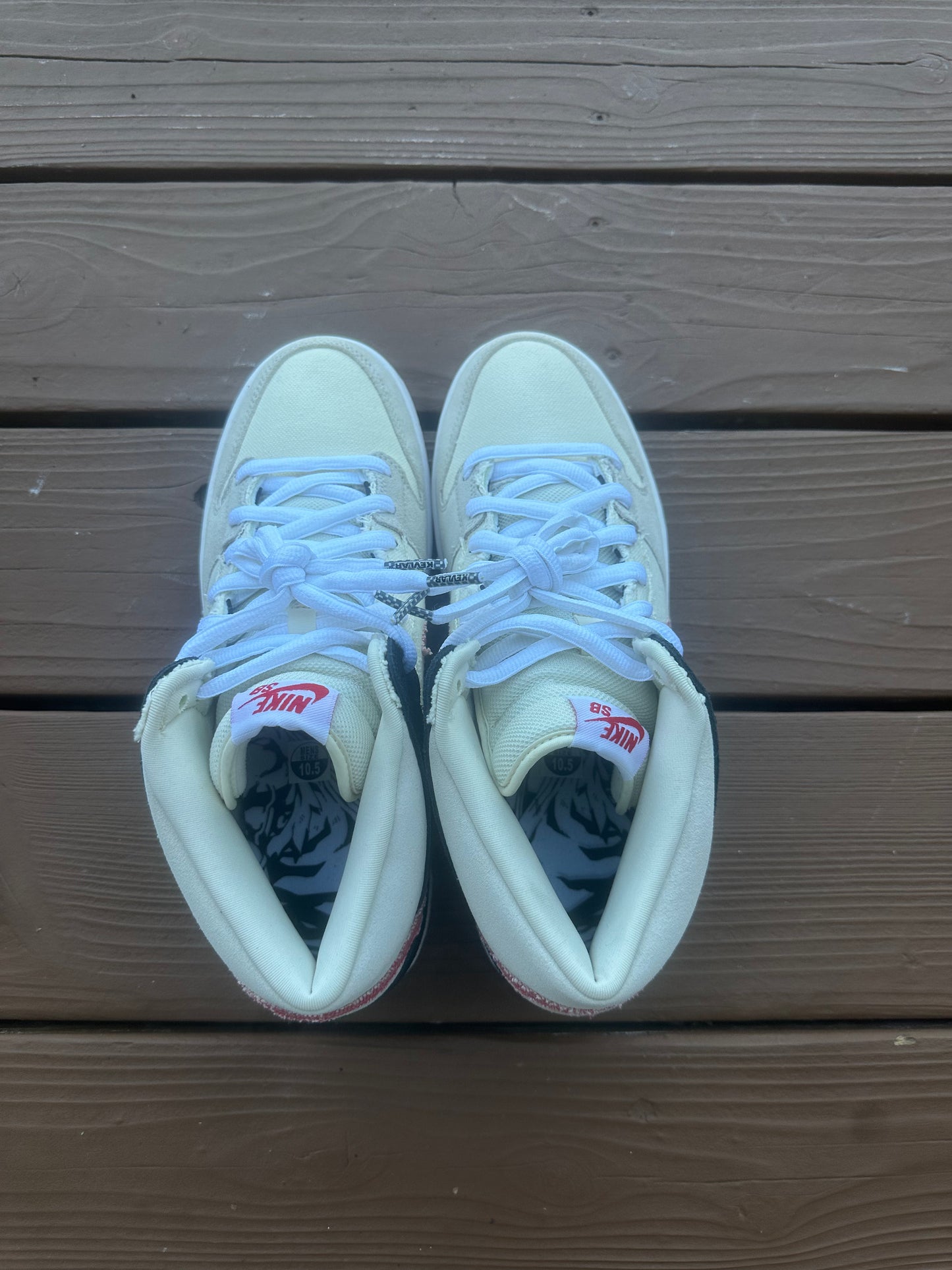Size 10.5 - Nike Dunk Mid Pro SB Ryu