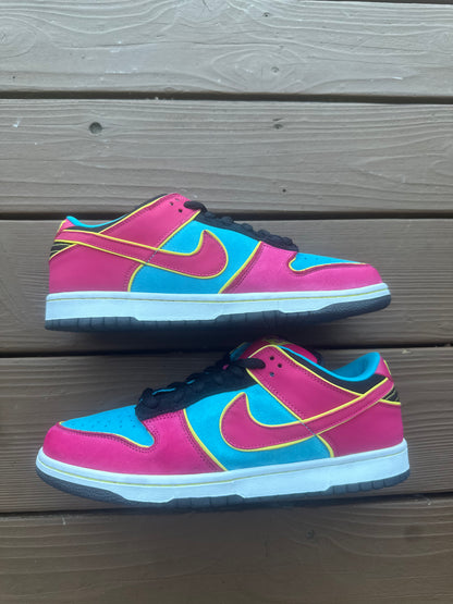 Size 11 - Nike Dunk Low Pro SB Ms. Pacman
