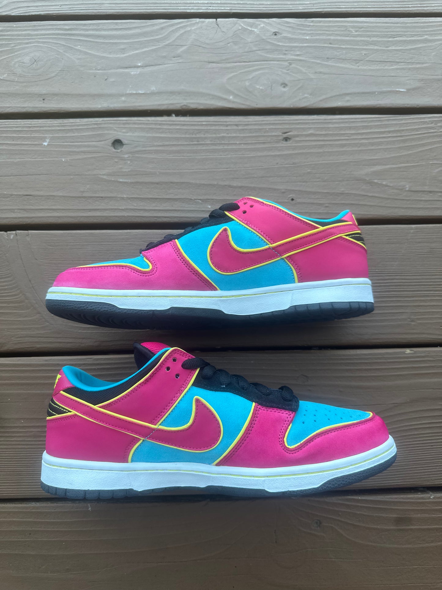 Size 11 - Nike Dunk Low Pro SB Ms. Pacman