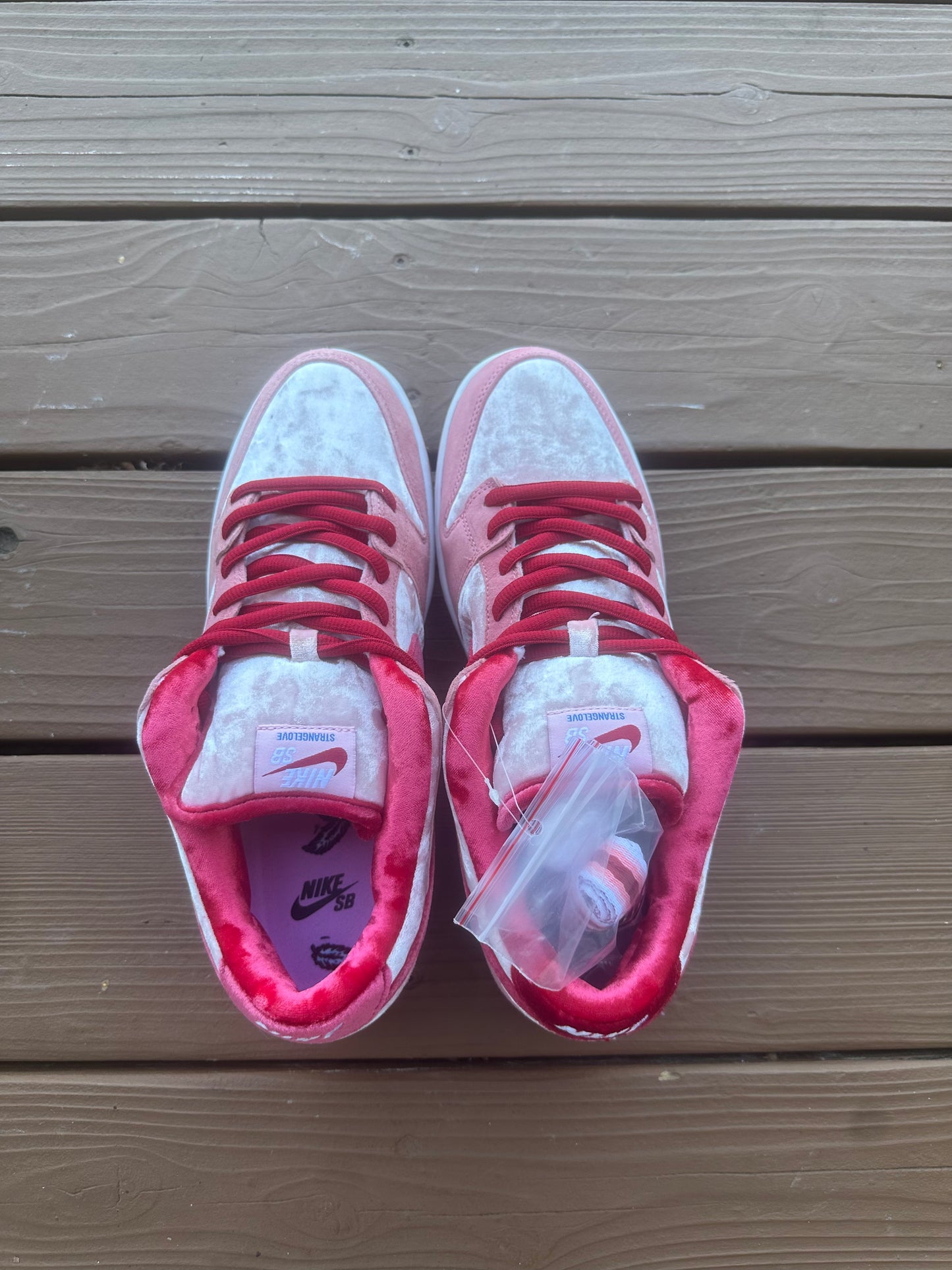 Size 11 - StrangeLove x Dunk Low SB Valentine's Day Special Box
