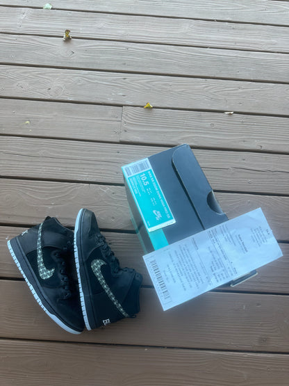 Size 10.5 - Black Bar x SB Zoom Dunk High Pro Black