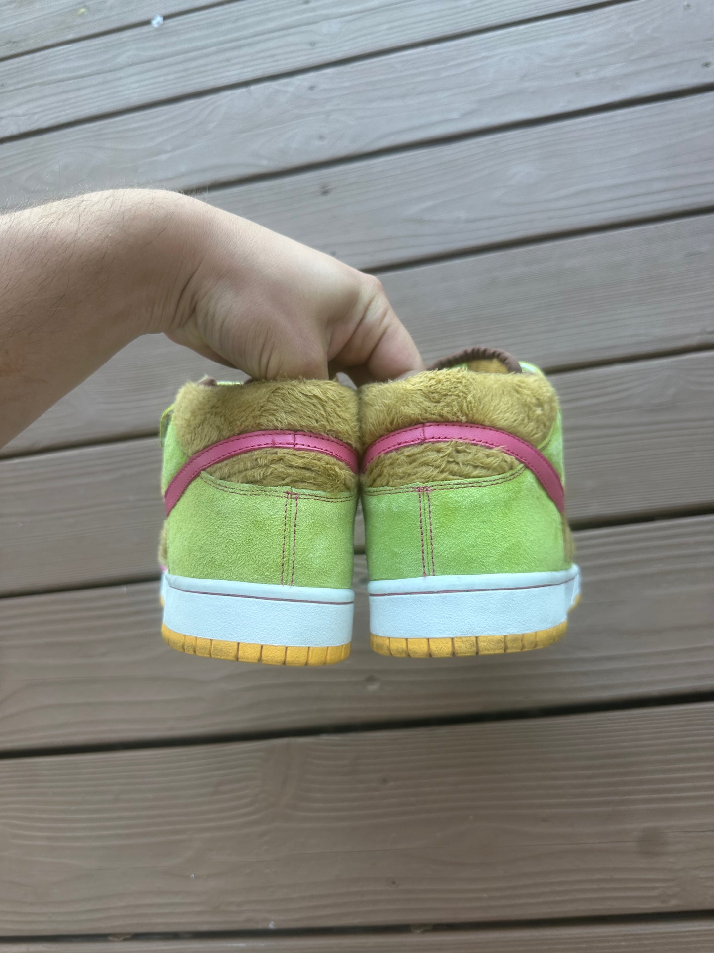 Size 9.5 - Nike Dunk Mid Premium SB Mama Bear