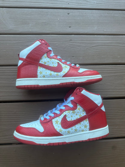 Size 10 - Supreme x Dunk High Pro SB Red Stars