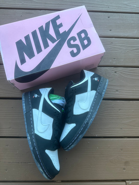 Size 9 - Jeff Staple x Nike SB Dunk Low Pro OG QS 'Panda Pigeon'