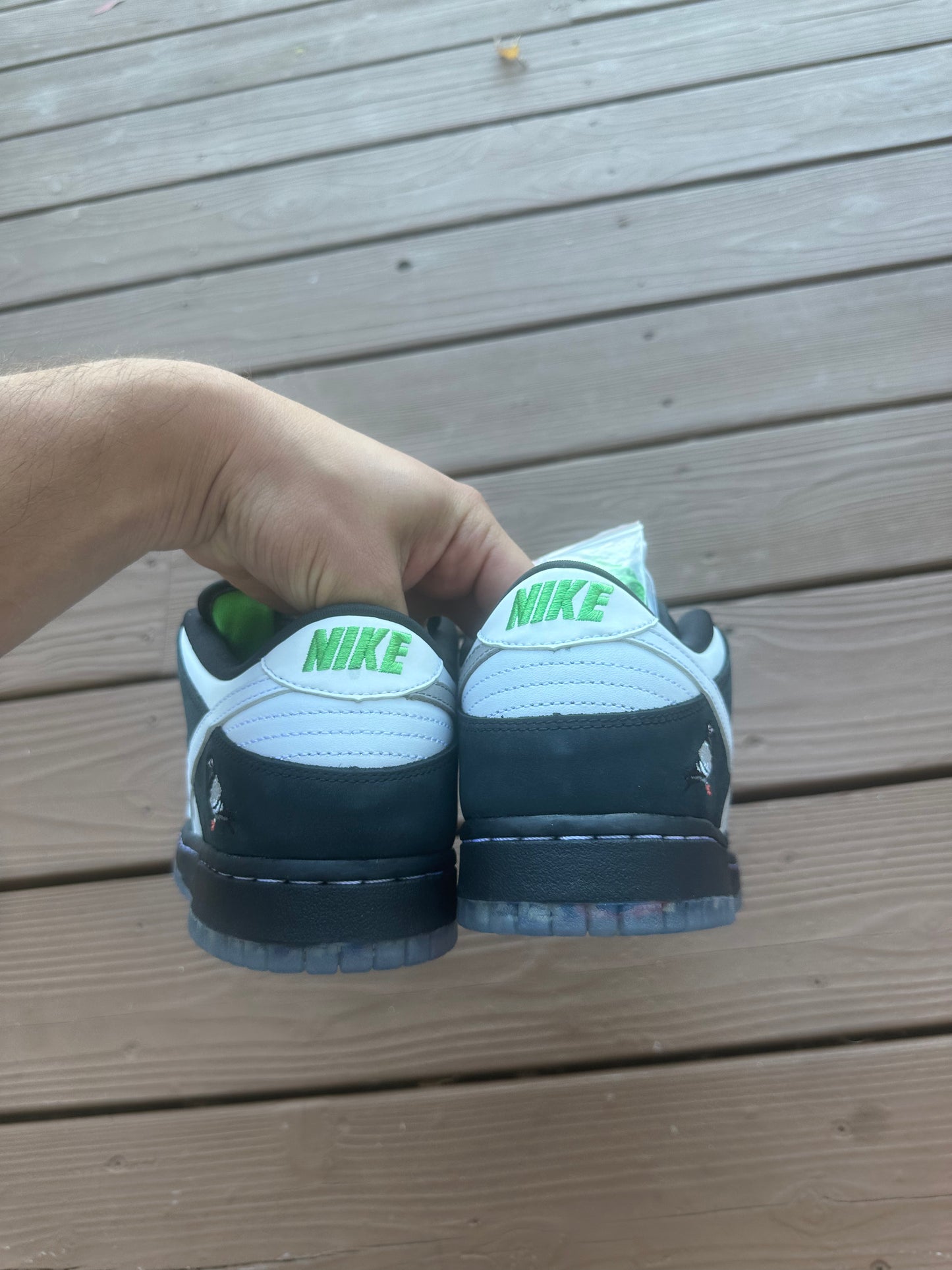Size 9 - Jeff Staple x Nike SB Dunk Low Pro OG QS 'Panda Pigeon'