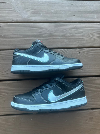 Size 9 - Diamond Supply Co. x Nike SB Dunk Low Pro Black Diamond