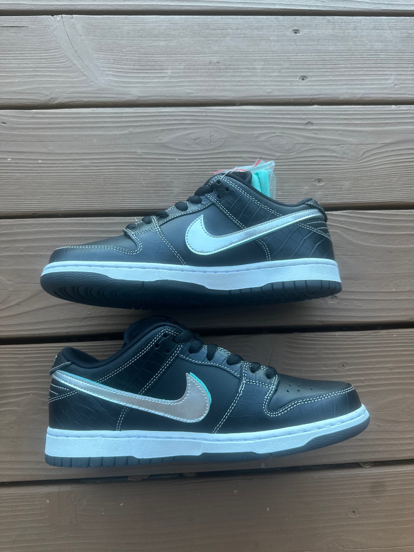Size 9 - Diamond Supply Co. x Nike SB Dunk Low Pro Black Diamond
