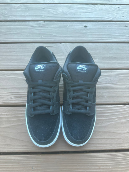 Size 11 - Nike Dunk Low Premium SB QS Nontourage