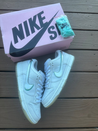 Size 10 - Diamond Supply Co. x Nike SB Dunk Low Pro White Diamond