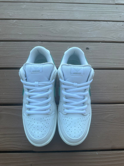 Size 10 - Diamond Supply Co. x Nike SB Dunk Low Pro White Diamond