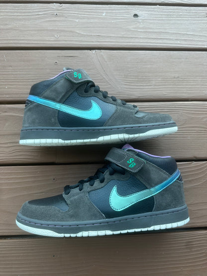 Size 11 - Nike Dunk Mid Premium SB Northern Lights